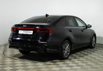 Подержанный автомобиль Kia Cerato Sedan 2020 года (5 фото)