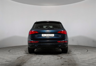 Подержанный автомобиль Audi Q5 2013 года (6 фото)