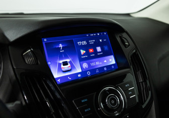 Подержанный автомобиль Ford Focus Sedan 2011 года (15 фото)
