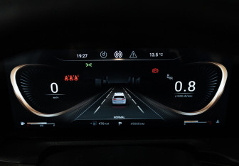 Подержанный автомобиль Exeed VX 2023 года (12 фото)