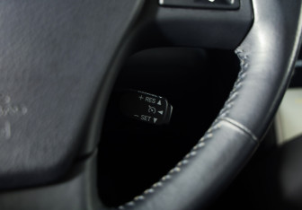 Подержанный автомобиль Lexus RX 2011 года (12 фото)