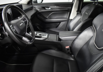 Подержанный автомобиль Haval Jolion 2021 года (10 фото)