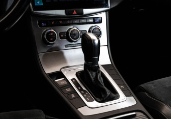 Подержанный автомобиль Volkswagen Passat CC 2014 года (15 фото)