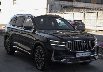 Подержанный автомобиль Geely Monjaro 2025 года (4 фото)