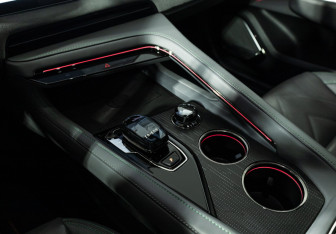 Подержанный автомобиль Zeekr 001 2023 года (19 фото)