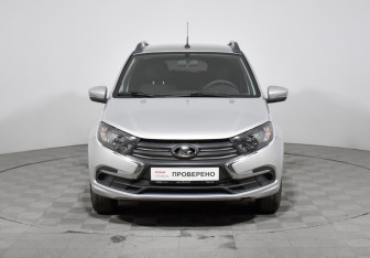 Подержанный автомобиль LADA (ВАЗ) Granta Liftback 2019 года (2 фото)