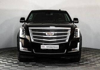 Подержанный автомобиль Cadillac Escalade Suv 2015 года (3 фото)