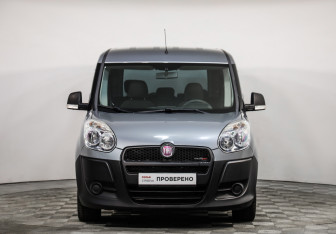 Подержанный автомобиль Fiat Doblo 2011 года (2 фото)