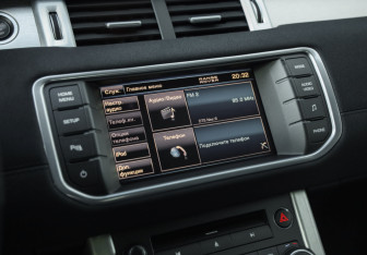 Подержанный автомобиль Land Rover Range Rover Evoque 2012 года (17 фото)