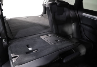 Подержанный автомобиль Volvo V90 2018 года (30 фото)