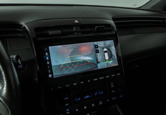 Подержанный автомобиль Hyundai Tucson 2022 года (16 фото)