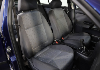 Подержанный автомобиль Skoda Octavia Liftback 2007 года (17 фото)