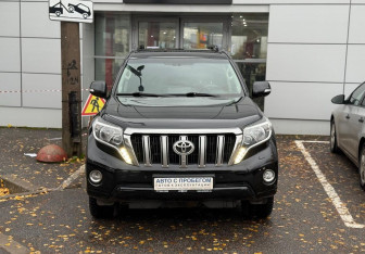 Подержанный автомобиль Toyota Land Cruiser Prado 2015 года (2 фото)