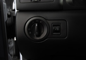 Подержанный автомобиль Skoda Octavia Liftback 2008 года (15 фото)