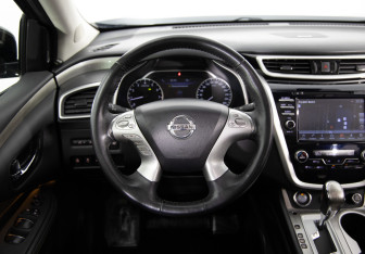Подержанный автомобиль Nissan Murano Suv 2019 года (10 фото)