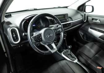 Подержанный автомобиль Kia Picanto 2018 года (11 фото)