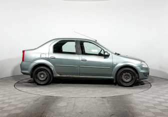 Подержанный автомобиль Renault Logan Sedan 2011 года (4 фото)