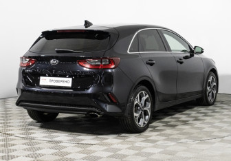 Подержанный автомобиль Kia Ceed Hatchback 2018 года (5 фото)