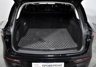 Подержанный автомобиль Voyah Free 2023 года (22 фото)