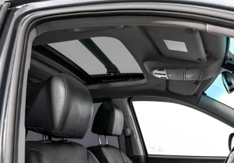 Подержанный автомобиль Hyundai Santa Fe 2012 года (19 фото)