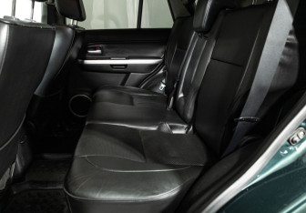 Подержанный автомобиль Suzuki Grand Vitara 2008 года (10 фото)