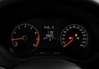 Подержанный автомобиль Volkswagen Polo Sedan 2017 года (18 фото)