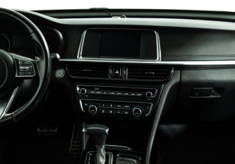 Подержанный автомобиль Kia Optima Sedan 2018 года (14 фото)