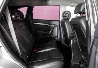 Подержанный автомобиль Chevrolet Captiva 2008 года (15 фото)