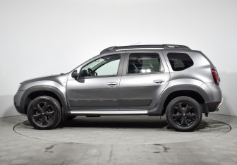 Подержанный автомобиль Renault Duster 2019 года (8 фото)