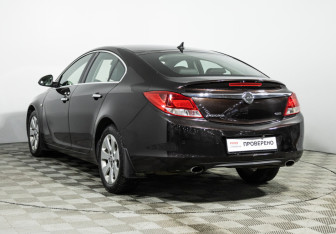 Подержанный автомобиль Opel Insignia Sedan 2013 года (7 фото)