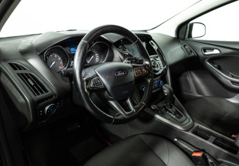 Подержанный автомобиль Ford Focus Hatchback 2018 года (11 фото)