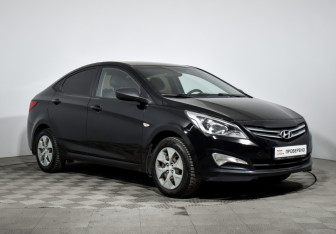 Подержанный автомобиль Hyundai Solaris Hatchback 2014 года (3 фото)