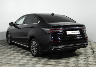 Подержанный автомобиль Omoda S5 2023 года (7 фото)