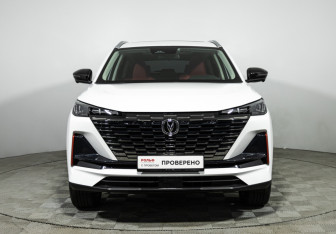 Подержанный автомобиль Changan UNI-S 2024 года (2 фото)