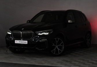 Подержанный автомобиль BMW X5 2019 года (33 фото)
