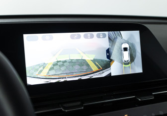 Подержанный автомобиль Omoda C5 2023 года (16 фото)