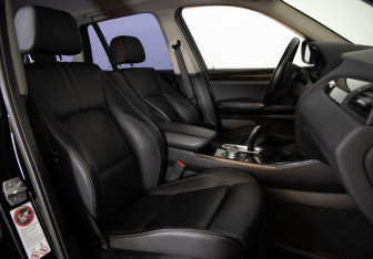 Подержанный автомобиль BMW X3 2014 года (11 фото)