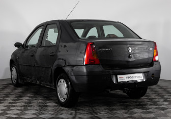 Подержанный автомобиль Renault Logan Sedan 2006 года (7 фото)