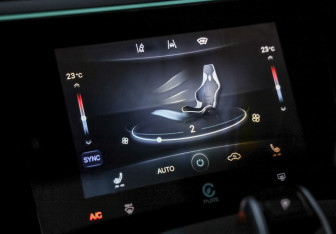 Подержанный автомобиль Chery Tiggo 8 Pro 2022 года (15 фото)
