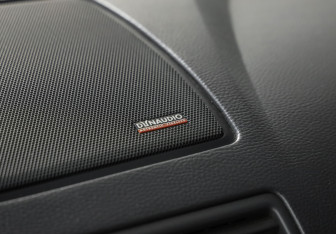 Подержанный автомобиль Volvo XC90 2007 года (15 фото)