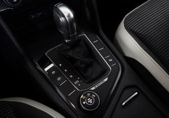 Подержанный автомобиль Volkswagen Tiguan 2019 года (17 фото)