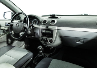 Подержанный автомобиль Chevrolet Lacetti Hatchback 2010 года (9 фото)