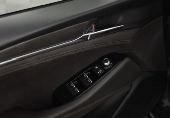 Подержанный автомобиль Mazda 6 Sedan 2018 года (17 фото)