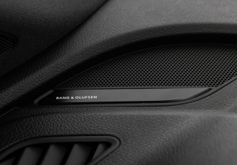 Подержанный автомобиль Audi Q5 2017 года (24 фото)