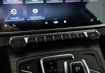 Подержанный автомобиль Geely Atlas Pro 2022 года (18 фото)