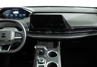 Подержанный автомобиль Changan CS55PLUS 2024 года (14 фото)