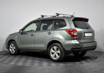 Подержанный автомобиль Subaru Forester Suv 2014 года (7 фото)