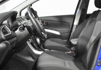 Подержанный автомобиль Suzuki SX4 Hatchback 2014 года (10 фото)