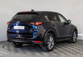 Подержанный автомобиль Mazda CX-5 2021 года (5 фото)