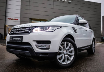 Подержанный автомобиль Land Rover Range Rover Sport 2015 года (1 фото)